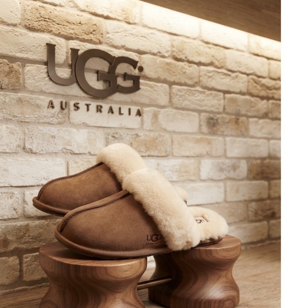 UGG Australia Scuffette Suede Sheepskin Slippers Brown Womens 6